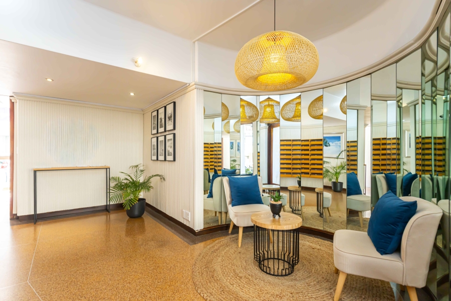 1 Bedroom Property for Sale in Sea Point Western Cape